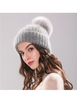 Čepice z angory - mýval /...