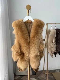 Kožešinová vesta Yasmin- liška